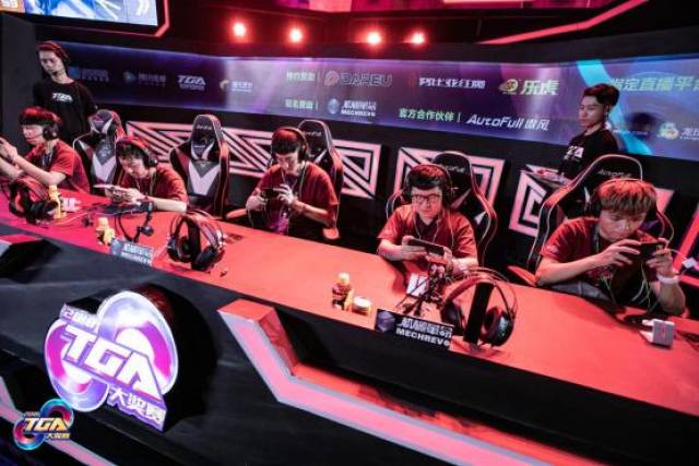 中迅速崛起 中迅速崛起